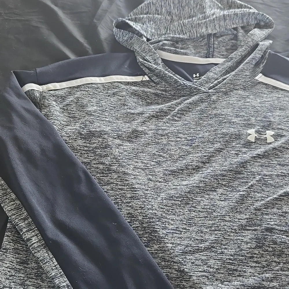 Under Armour Gray and Navy Men's Hoodie - Picture 5 of 13